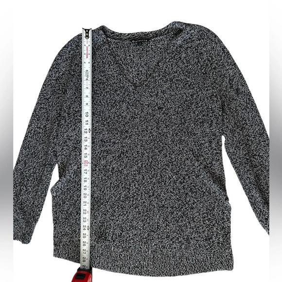 Athleta Shasta Wool Blend Sweater Black and White Split Side SizeSmall Oversized - Picture 4 of 6